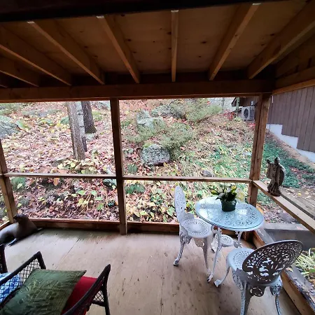 Shambhala Bed And Breakfast Buckhorn Exterior photo