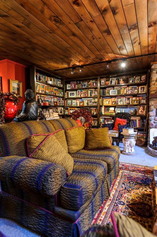 Shambhala Bed & Breakfast