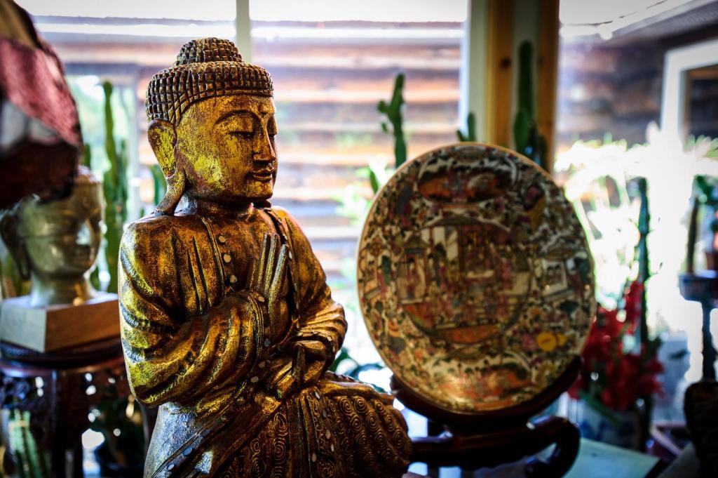 Shambhala Bed & Breakfast Buckhorn