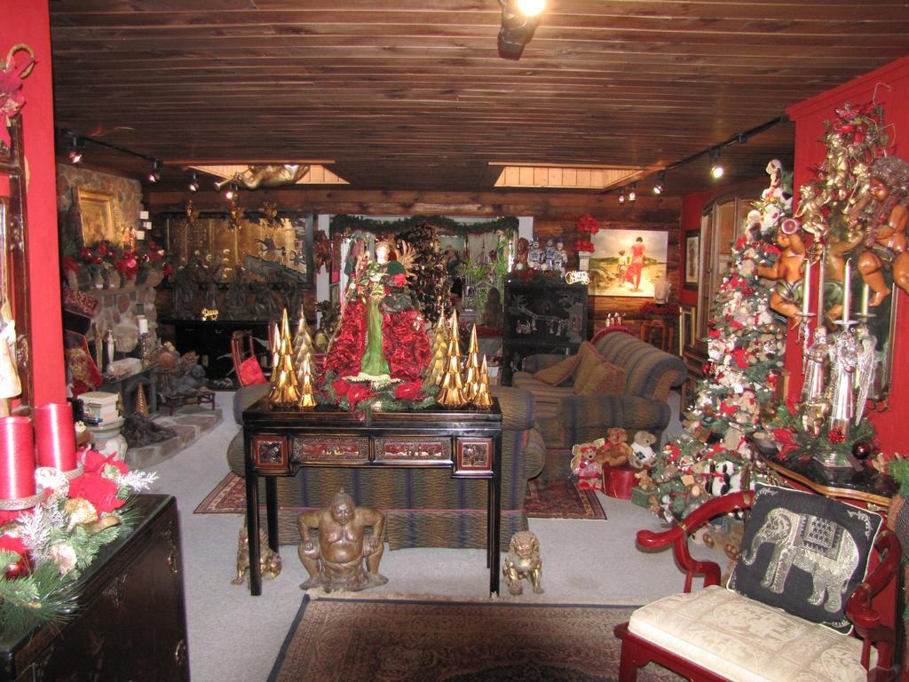 Shambhala Bed & Breakfast 2*